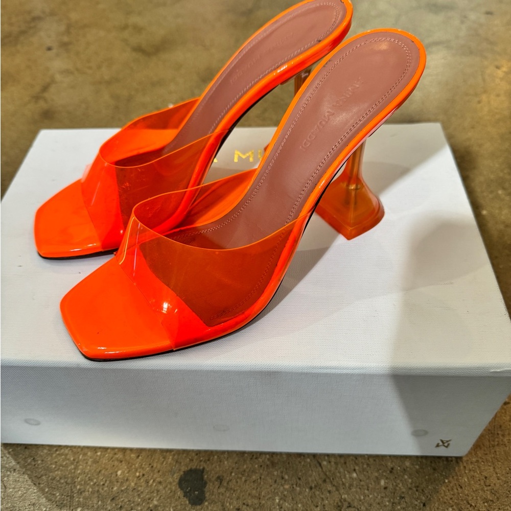 Amina Muaddi
Lupita Glass Heel
Like New
Worn Once - Picture 2 of 4